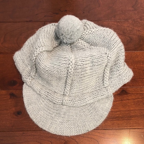 GAP Accessories - Gap Gray Knit Hat with Pom Pom